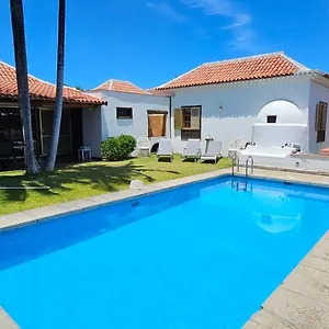 La Paz Villa